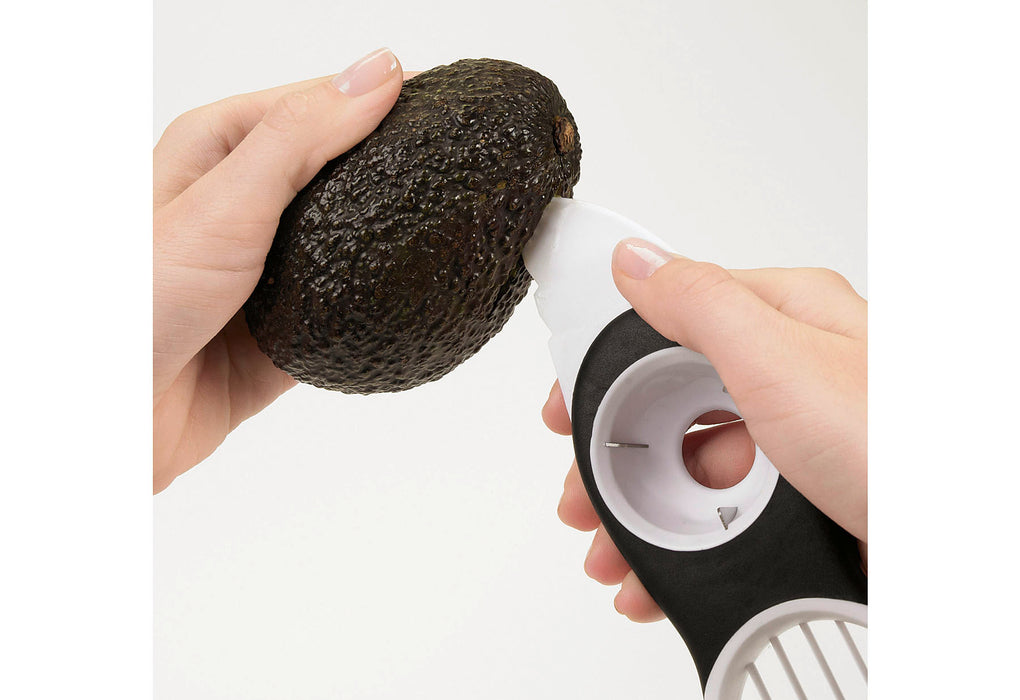 OXO Avocadoschneider 3in1 weiß