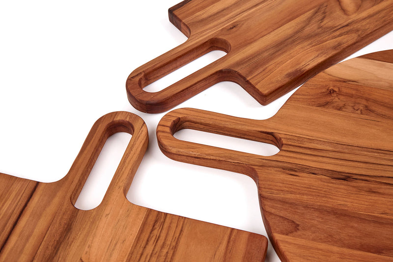 Quadratisches Servierbrett mit langem Griff