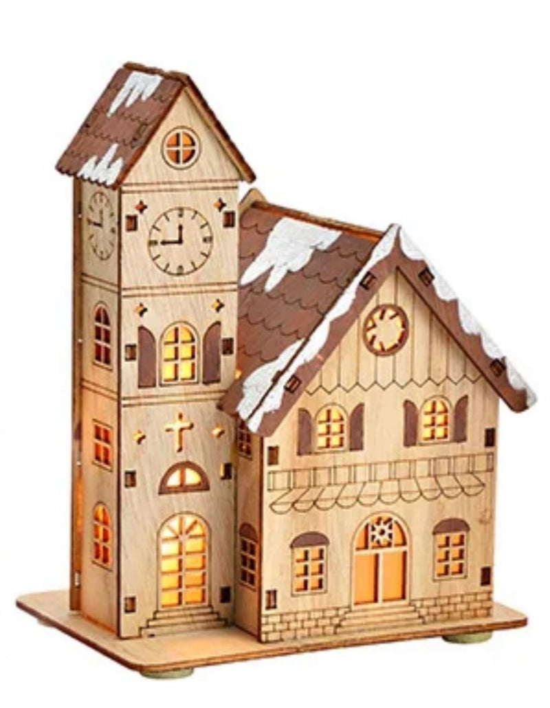 Verziertes und beleuchtetes RATHAUS aus Holz filigran gearbeitet. Maße 12 x 16 x 9 cm. Idyllische Weihnachtsdekoration