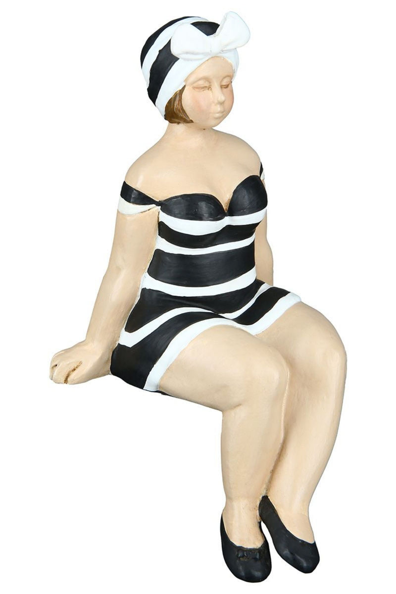 Tolles Themen Figuren Set, 2 maritime nostalgische Strandnixen im schwarz weißen Badeanzug, Kantensitzer, stabiler Kunststein, durch wundervolles Design in Szene gesetzt, je ca. 13 x 8 x 8 cm