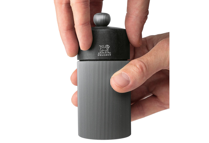 PEUGEOT Salzmühle Line Carbone/Graphit 12cm
