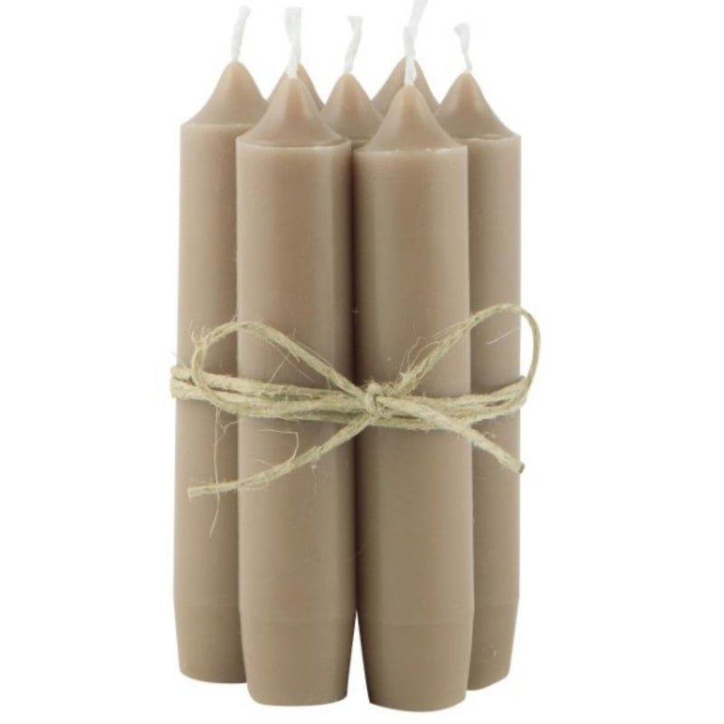 Tafelkerzen 8er Set, klassische Stabkerzen im Landhauslook. Farbe MILKY BROWN, 2,2 cm Durchmesser, Höhe 11 cm