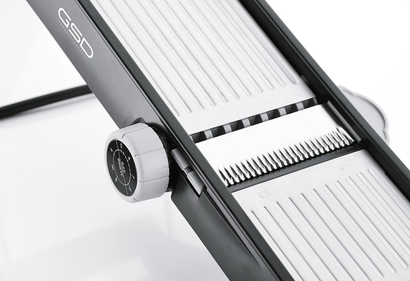 GSD Profi Mandoline aus Edelstahl mit schwarzem Rahmen