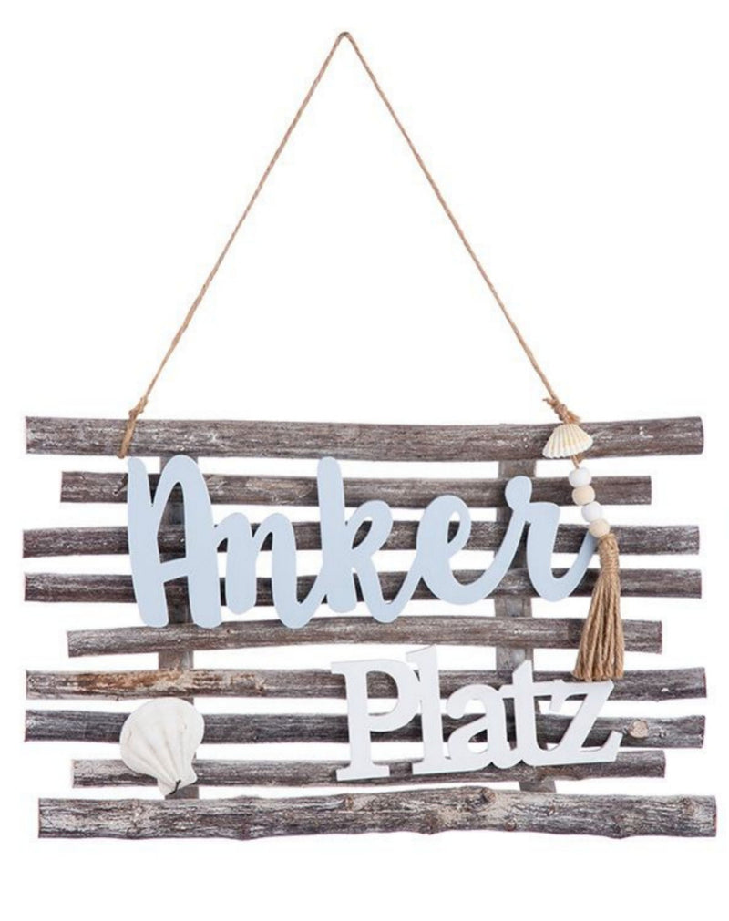 Maritimes Holzplankenschild, Modell: ANKERPLATZ , Material Holz im Treibholzlook , Maße 37 x 33 x 4 cm, Naturband Aufhängung, mit Muschel Applikationen, Neidfaktor incl.