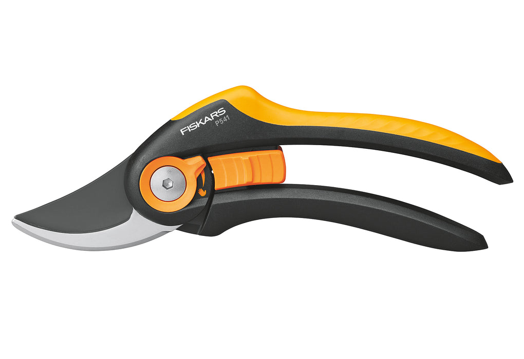 FISKARS Bypass-Gartenschere Plus SmartFit