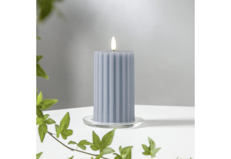 STAR TRADING LED Wachskerze Flamme Stripe Batterie Timer 15x7,5cm blau