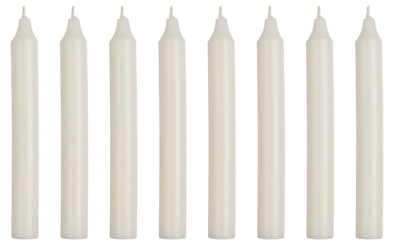 Stab Kerzen 8er Set in rustikalem Design. Farbe " ELFENBEIN RUSTIKAL ". Zeitloses Design, 2,2 cm Durchmesser, Höhe 18 cm, ca. 8 Stunden Brennzeit, Hoher Neidfaktor.