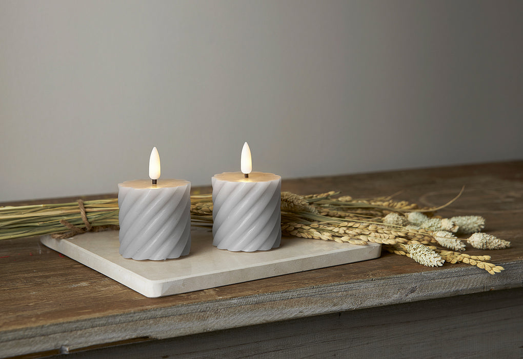 STAR TRADING LED-Echtwachs-Kerze Flamme Swirl Votive 7,5x5cm grau 2Stück