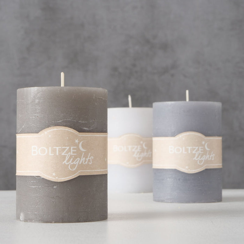3er Set  Stumpen Kerzenset " Boltze light " in GRAU, toller Vintage Landhausstil, 7 cm Durchmesser, Höhe 10 cm, handgearbeitet, 45 Std. Brennzeit, Hoher Neidfaktor