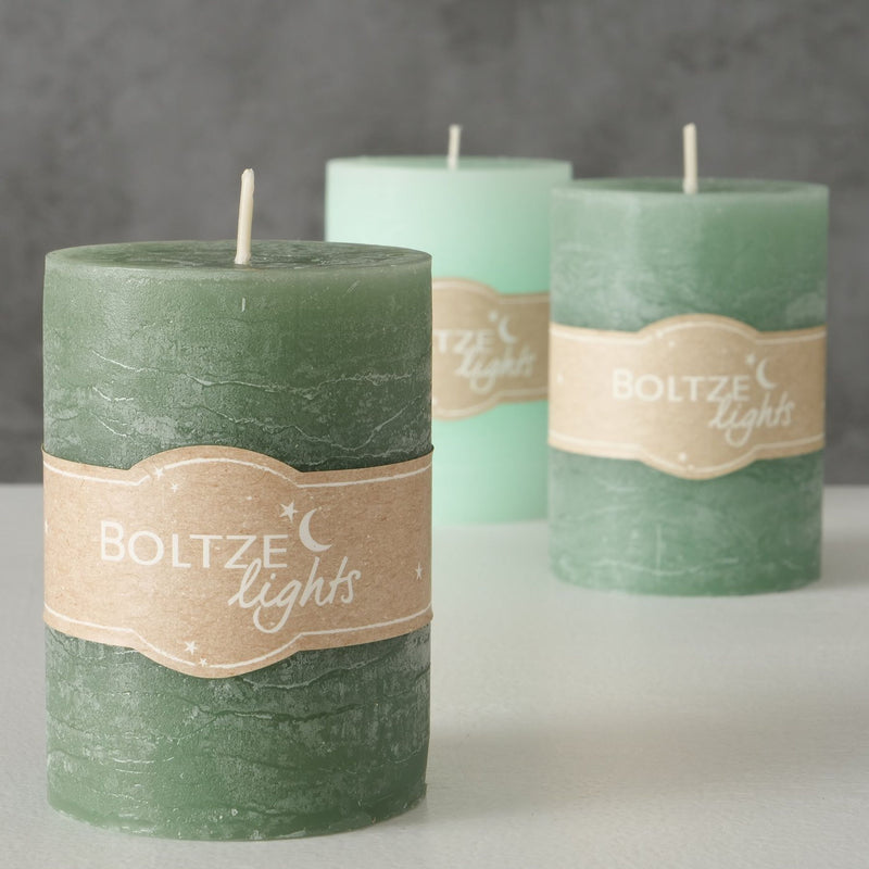 3er Set  Stumpen Kerzenset " Boltze light " in GRÜN, toller Vintage Landhausstil, 7 cm Durchmesser, Höhe 10 cm, handgearbeitet, 45 Std. Brennzeit, Hoher Neidfaktor
