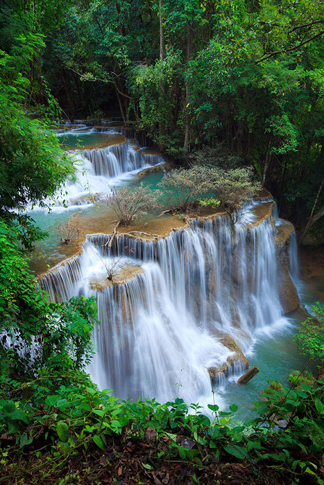 Fototapete Deep Forest Waterfall