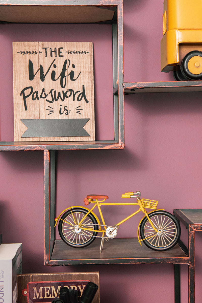 WiFi Passwort Vintage Retro Schild, Modell THE WIFI PASSWORD IS , Material HOLZ , Maße 20x 16 cm, helles Holz mit Tafelfeld, ideal für Bar, Cafe, Teehaus, Cafeteria oder einfach Zuhause