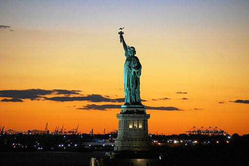 Fototapete Freiheitsstatue im Abendlicht