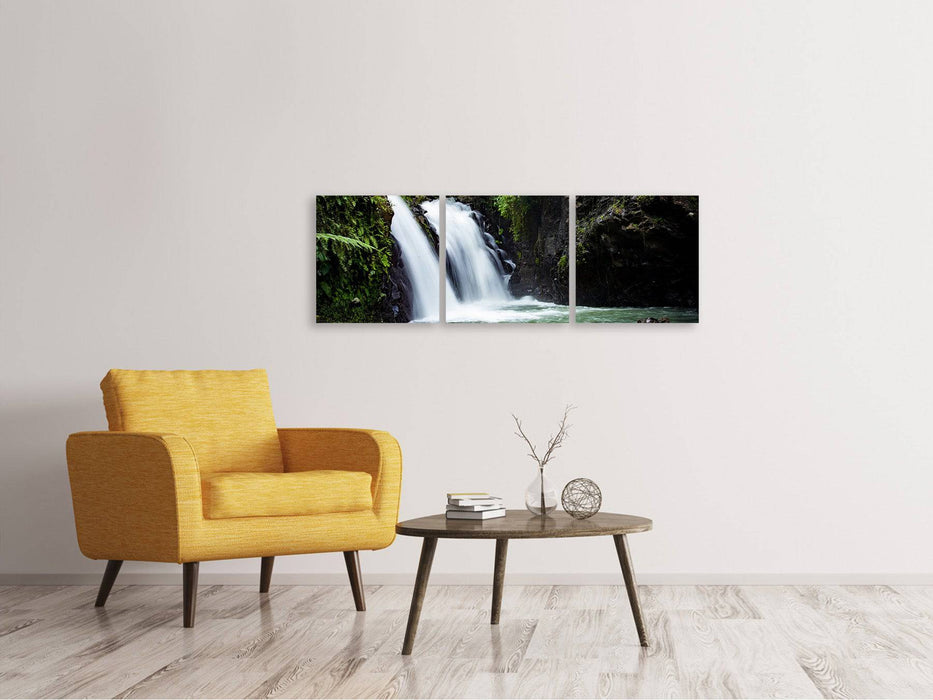 Tableau sur toile panoramique en 3 parties Cascade dans la lumière du soir