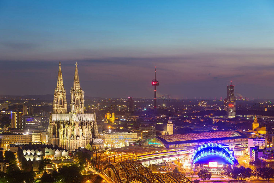 Wall Mural Skyline Cologne Cathedral at night